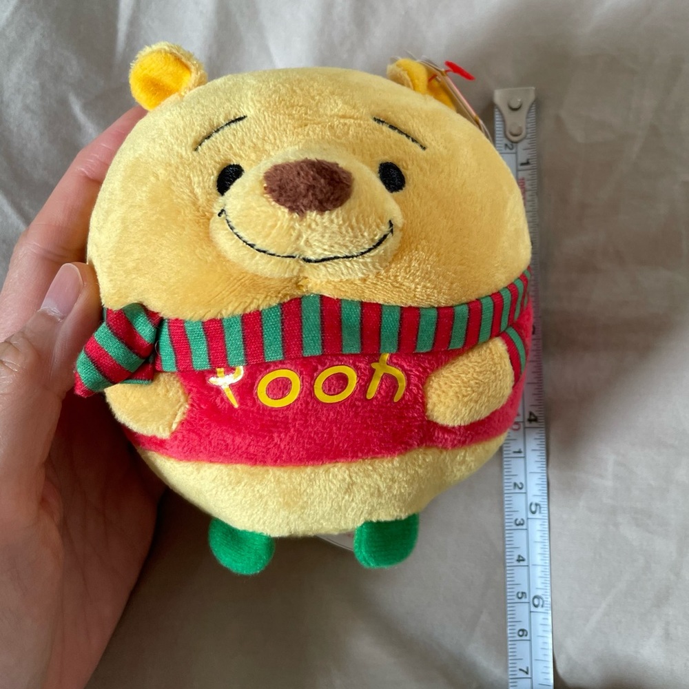 TY Winnie the Pooh Beanie Ballz